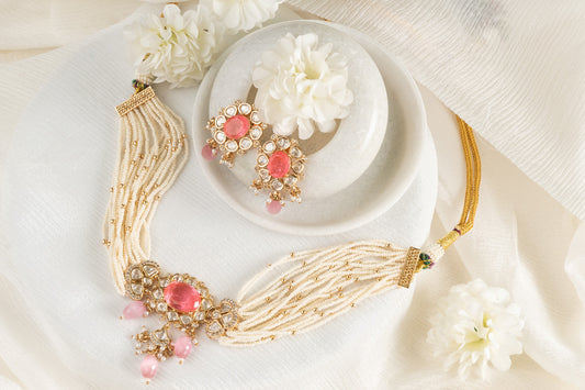 Hayat Kundan Choker Necklace