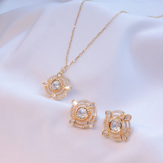 Kundan Pendant Necklace Set with Earrings - Putstyle
