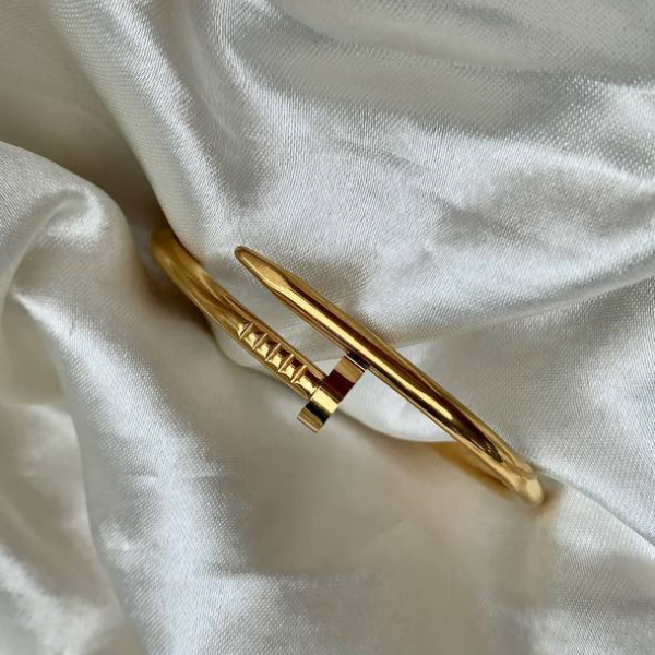 Stainless Steel Luxury Bracelet- gold polish