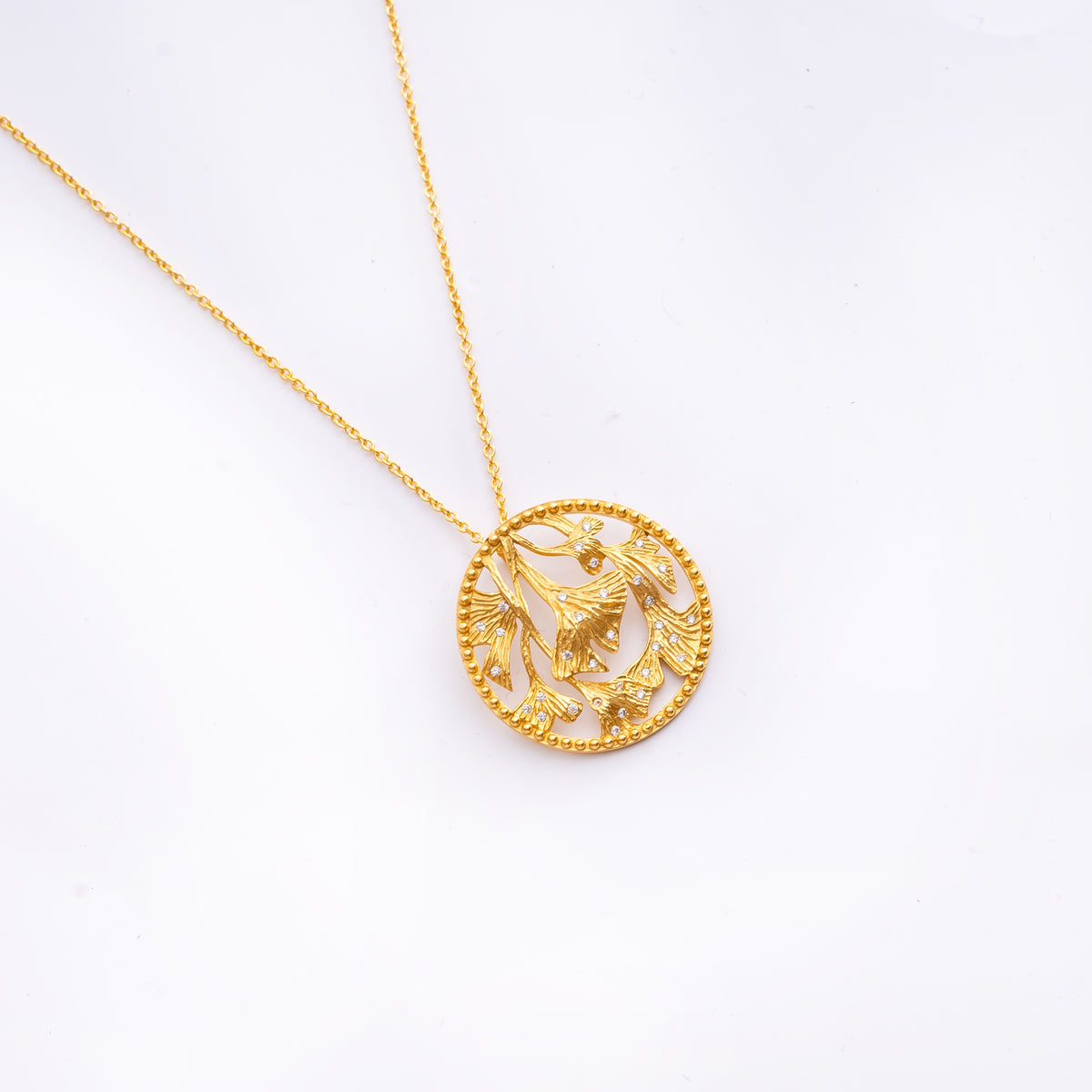 Ginkgo Round Pendant Necklace