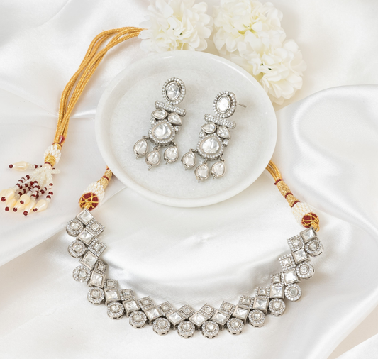 Lunar Glint Polki Necklace