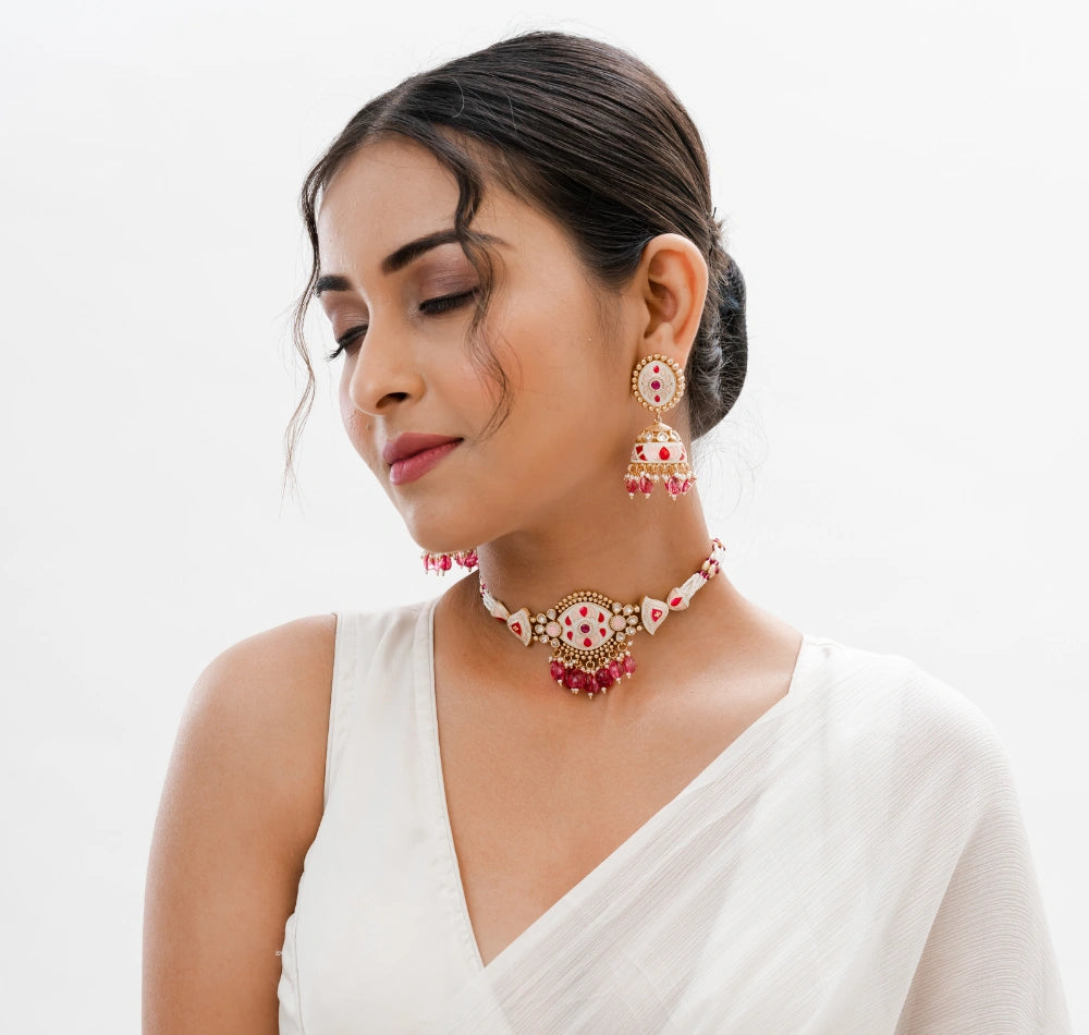 Daisy Pearl Necklace