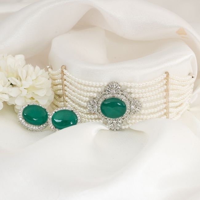 Kareena Kapoor Inspired Pearl Charm Necklace