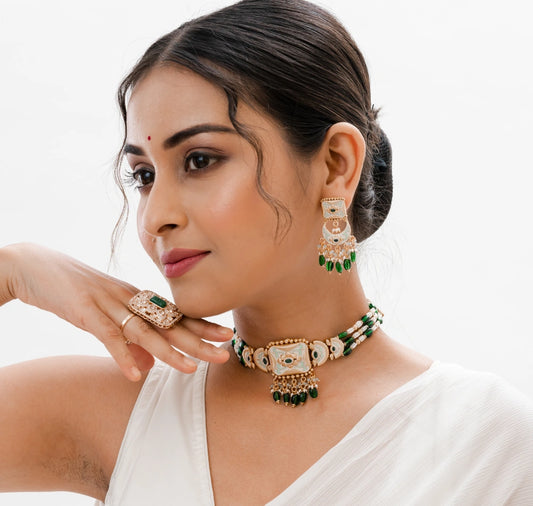 Keira Green Golden Choker Necklace