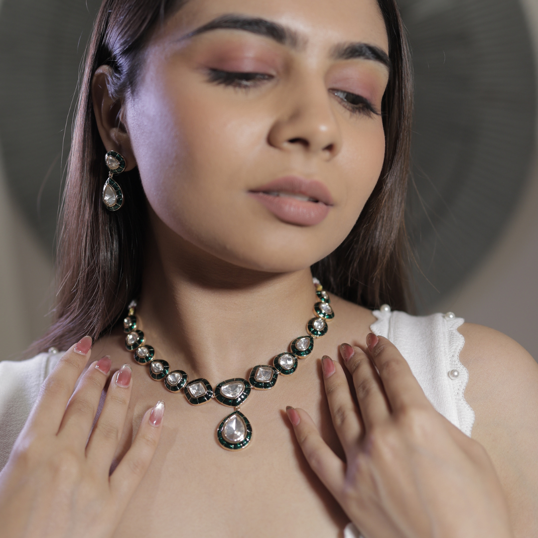 Elegant Mossainite Necklace Set with Earrings