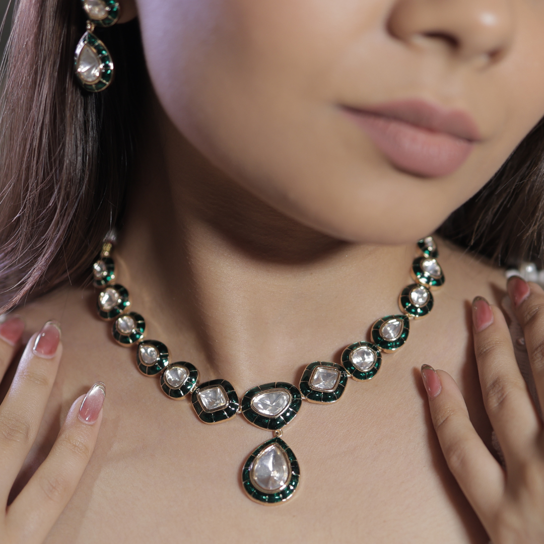 Elegant Mossainite Necklace Set with Earrings