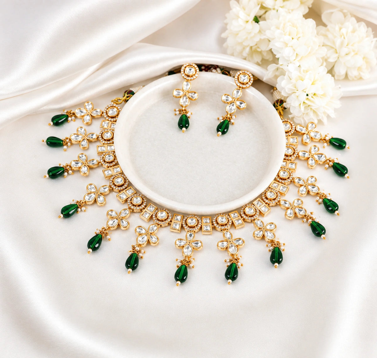 Evana Polki Green Necklace