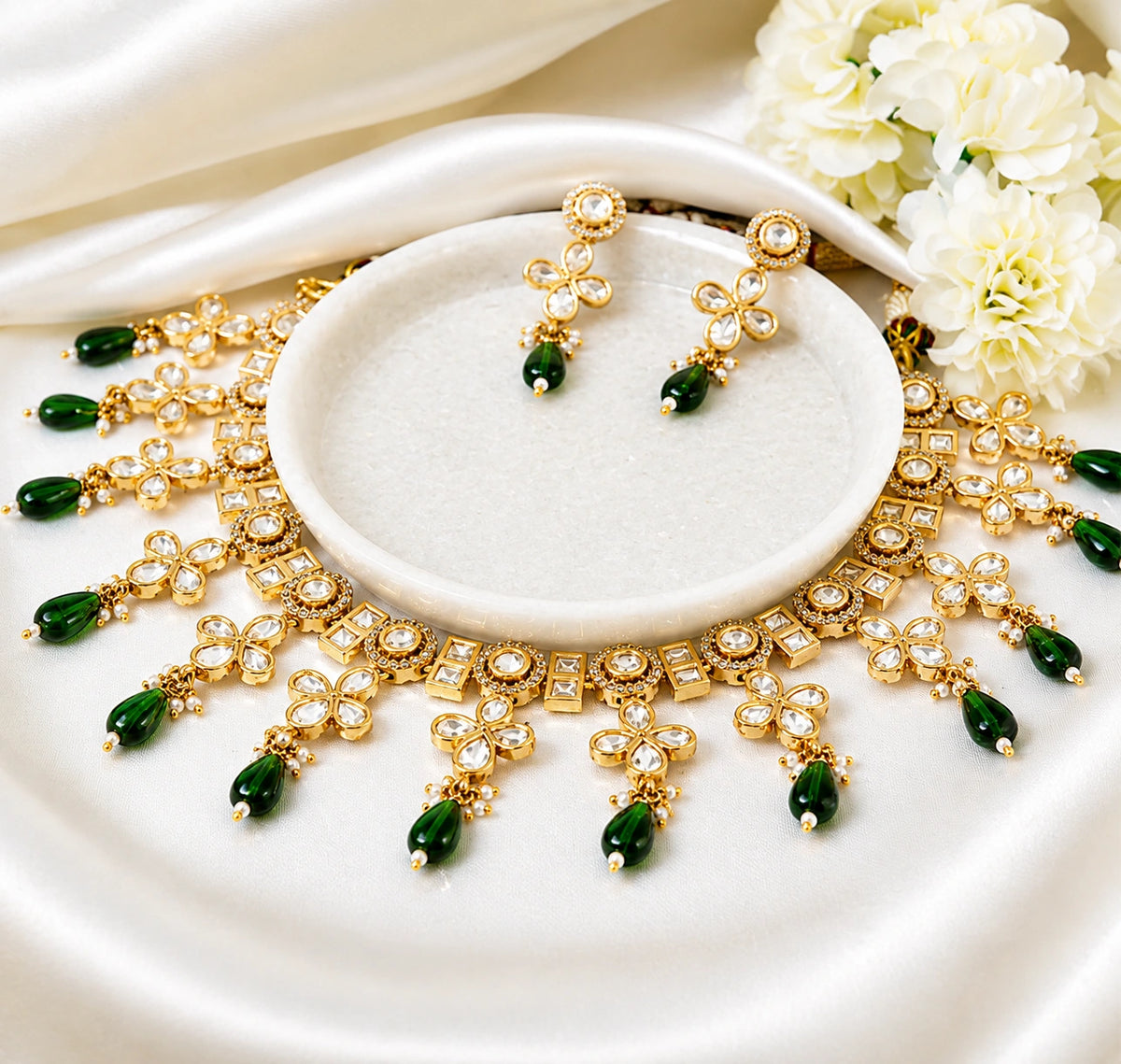 Evana Polki Green Necklace