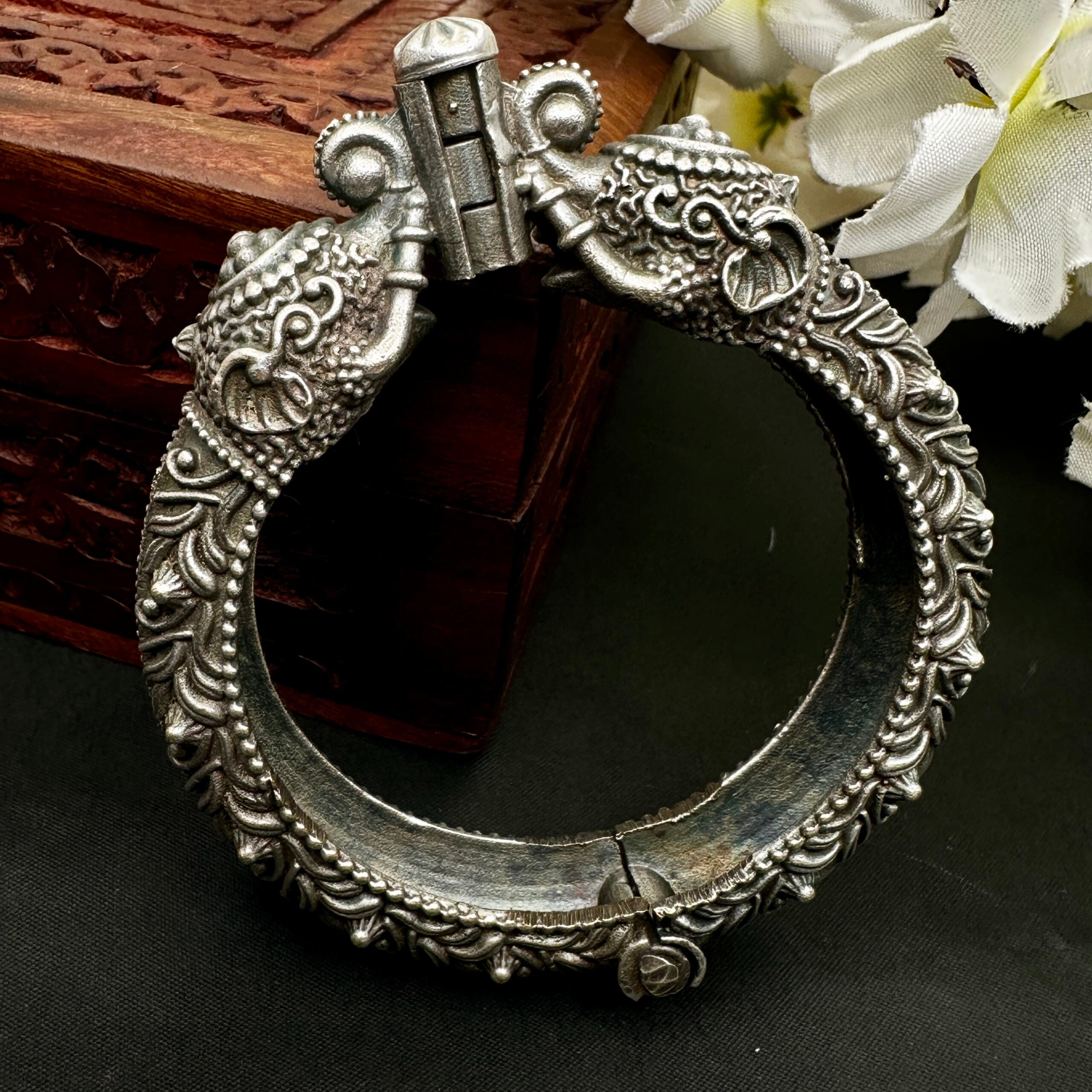 Elephant Motif Oxidised Kada