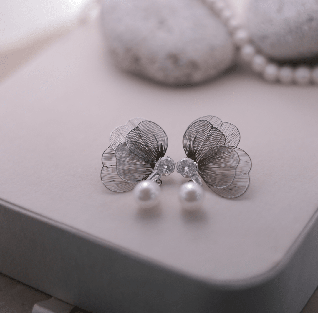 Filigree Petal Drop Earrings - Putstyle