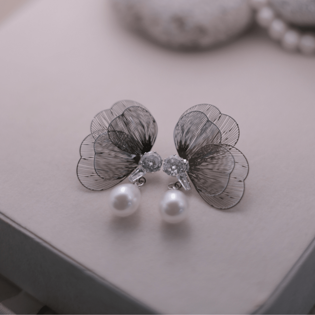 Filigree Petal Drop Earrings - Putstyle