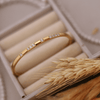 The Modern & Dainty Bracelet - Putstyle